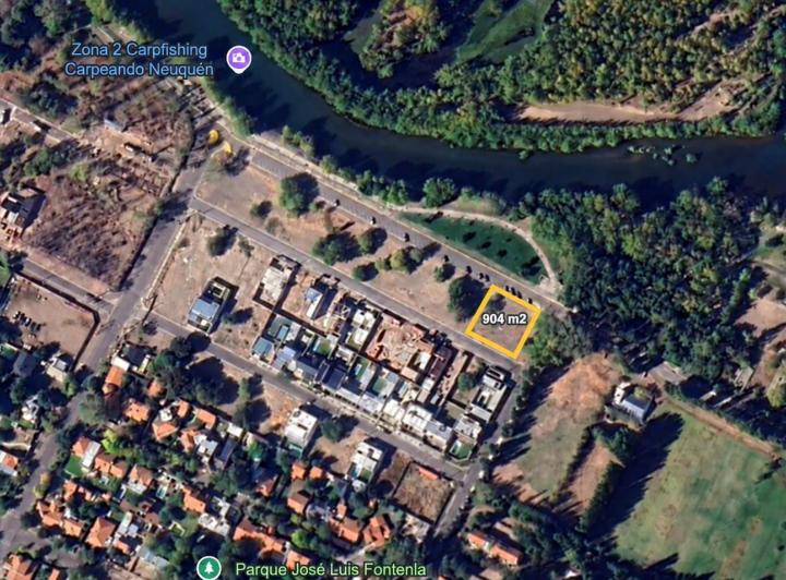 Terreno · 904m²