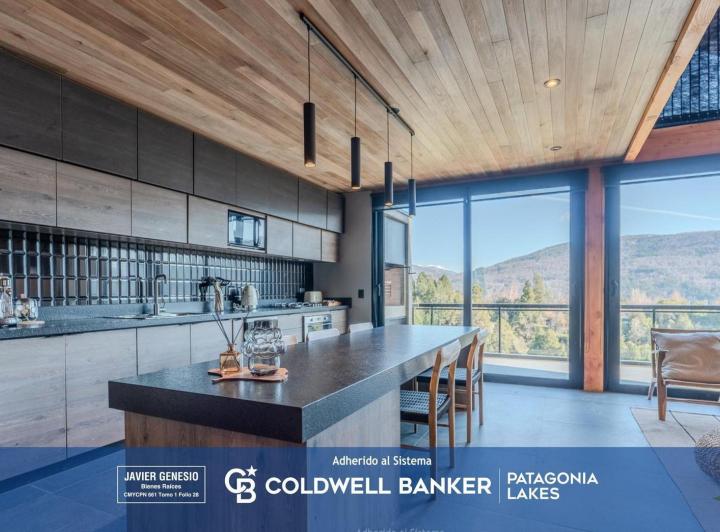 Casa · 153m² · 2 Ambientes · 1 Cochera