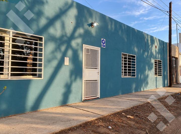 Casa · 2 Dormitorios · 3 Cocheras