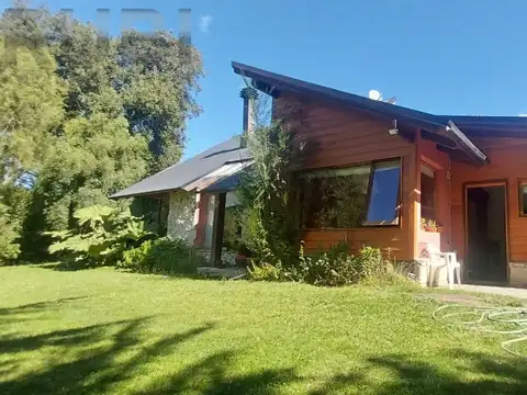 Casa en villa la angostura