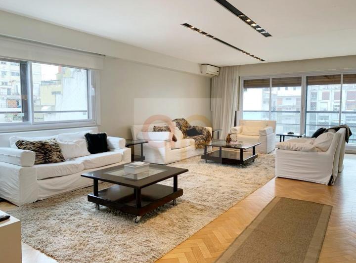 Departamento · 240m² · 5 Ambientes · 2 Cocheras