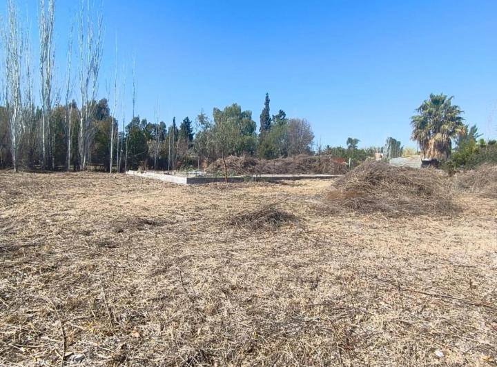 Terreno · 1700m²