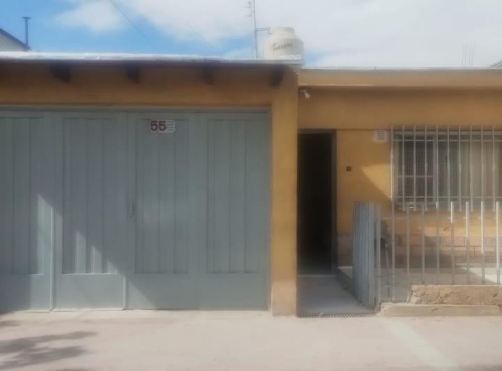 Casa · 80m² · 5 Ambientes · 1 Cochera