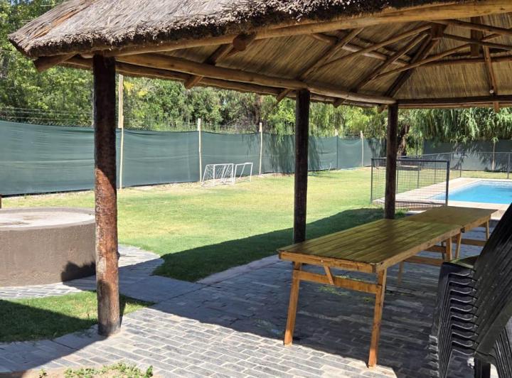 Casa · 94m² · 3 Ambientes · 1 Cochera
