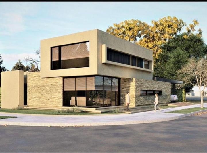Casa · 211m² · 6 Ambientes · 2 Cocheras