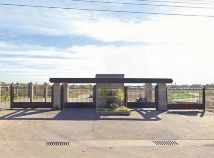 Terreno · 307m²