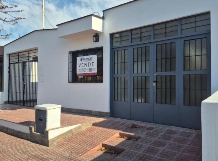 Casa · 122m² · 5 Ambientes