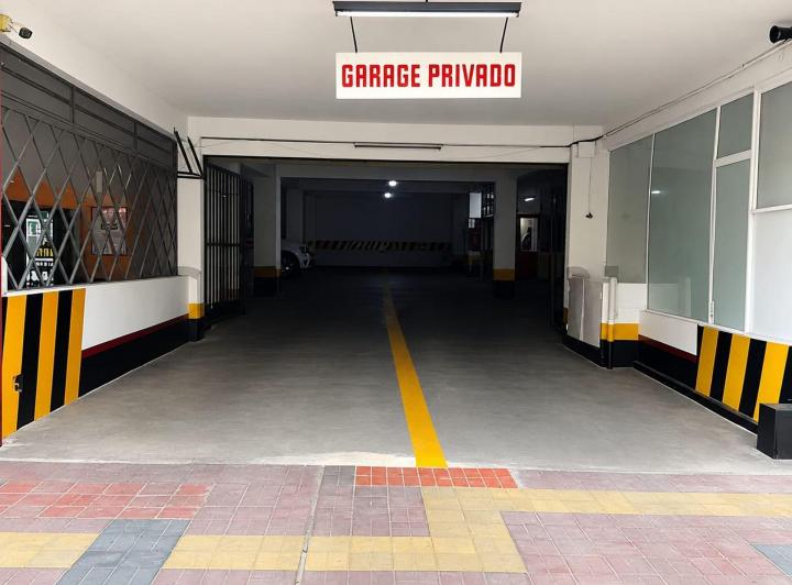 Garage · 13m²