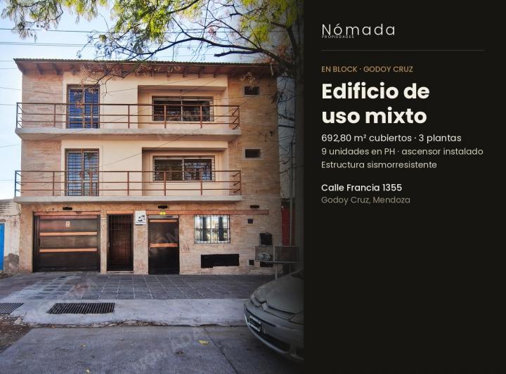 Edificio · 692m²