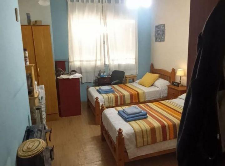 Casa · 156m² · 8 Ambientes · 1 Cochera