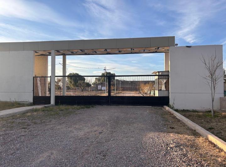 Terreno · 305m²