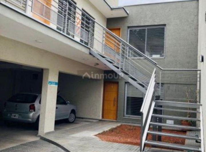 Departamento · 75m² · 2 Ambientes · 1 Cochera