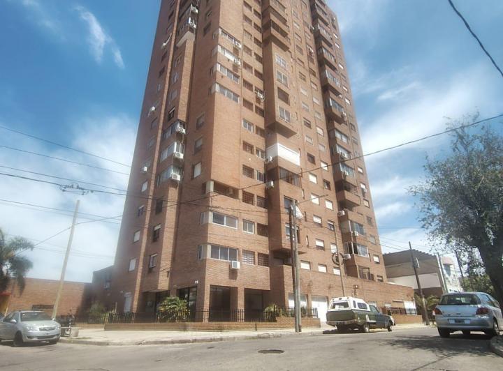 Departamento · 80m² · 4 Ambientes