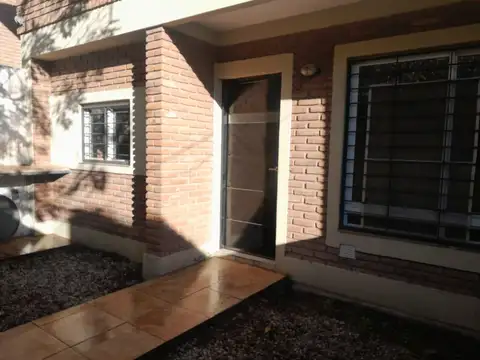 Duplex interno en alquiler