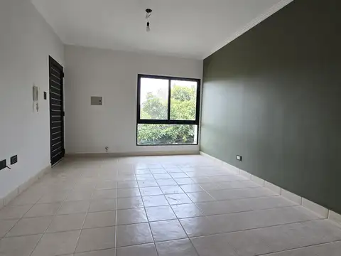 Luminoso, estar comedor, cocina con lavadero sectorizado, 2 dormitorios con placares, uno con balcon