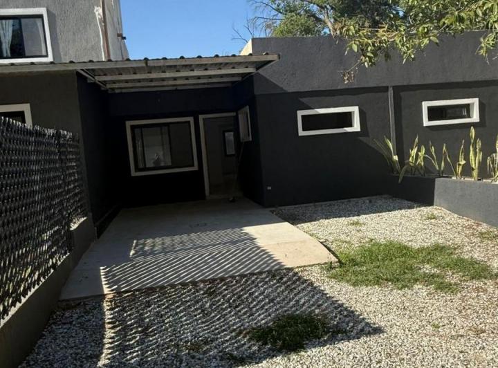 Casa · 147m² · 4 Ambientes · 1 Cochera