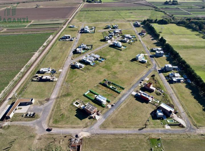 Terreno · 300m²