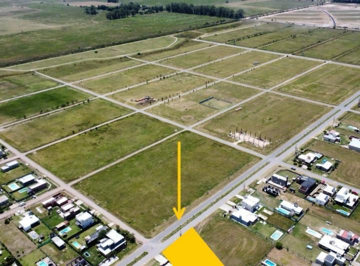 Terreno · 652m²