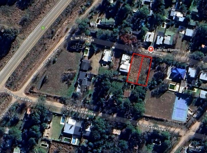 Terreno · 840m²
