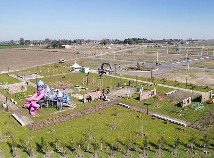 Terreno · 300m²