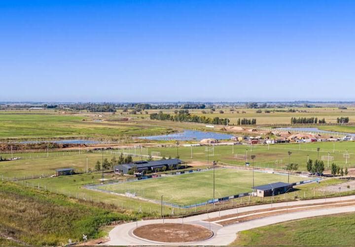 Terreno · 450m²