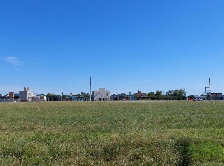 Terreno · 652m²