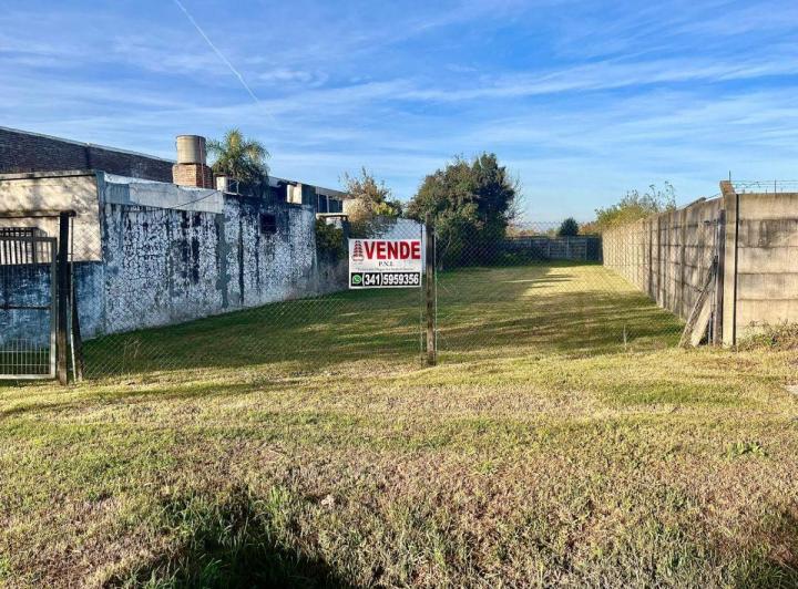 Terreno · 696m²