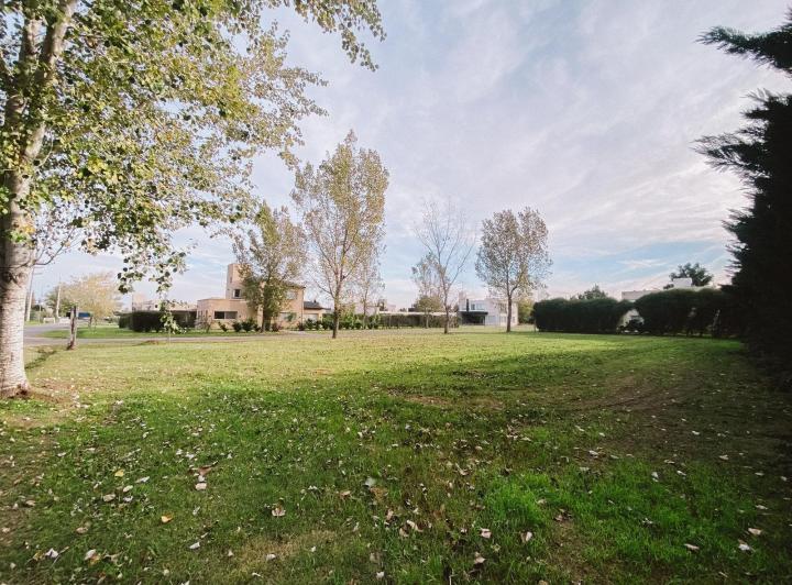 Terreno · 800m²