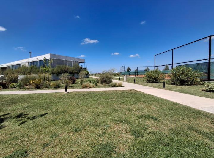 Terreno · 800m²