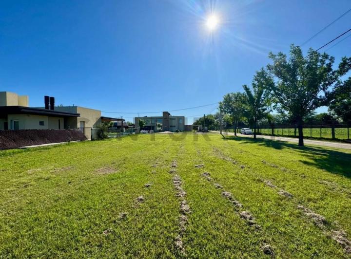 Terreno · 560m²