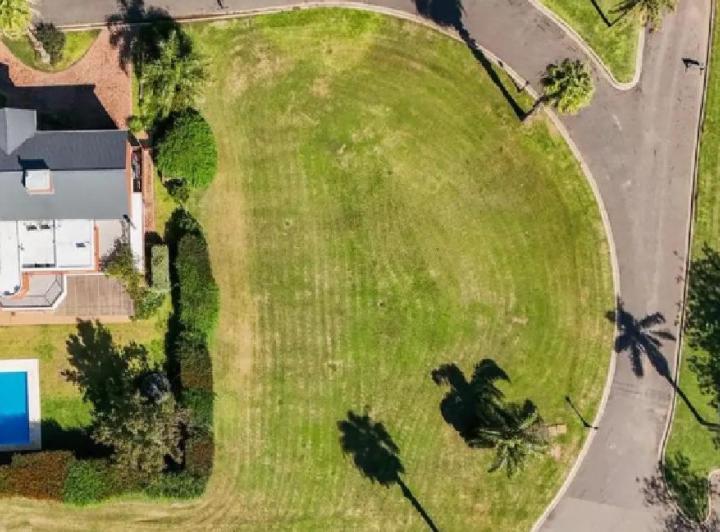 Terreno · 930m²