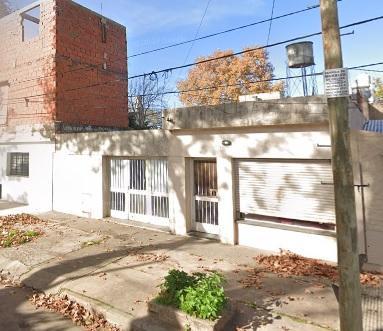 Terreno · 120m² · 3 Ambientes · 2 Cocheras