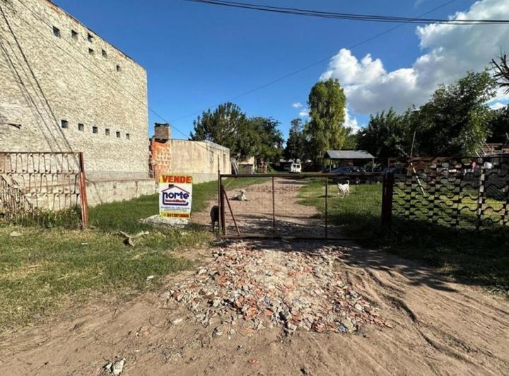 Terreno · 562m²