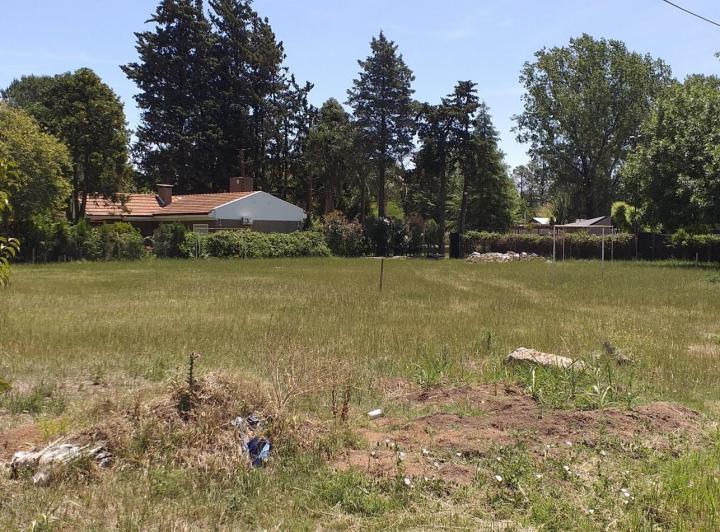 Terreno · 1900m²