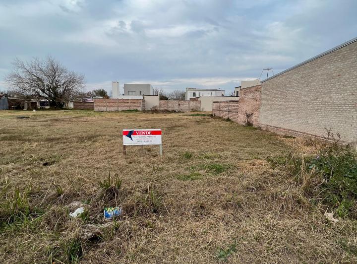 Terreno · 252m²