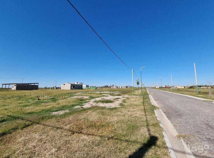 Terreno · 300m²