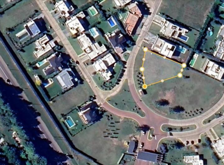 Terreno · 1170m²