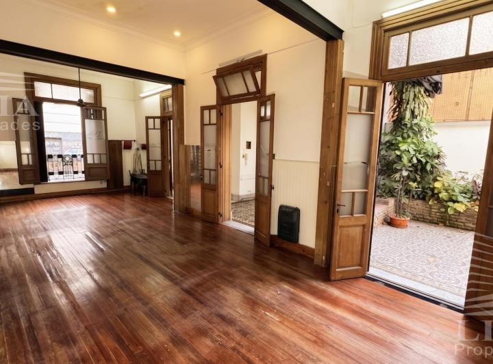PH · 218m² · 15 Ambientes