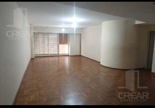 Departamento · 192m² · 8 Ambientes · 1 Cochera