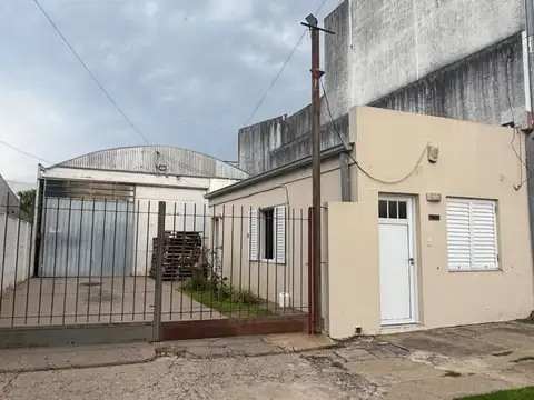 Venta / galpón comercial / b° ilolay / rafaela