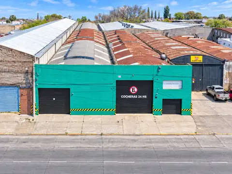 Galpones en venta  671 m² cubiertos,  prov. unidas 647 bis