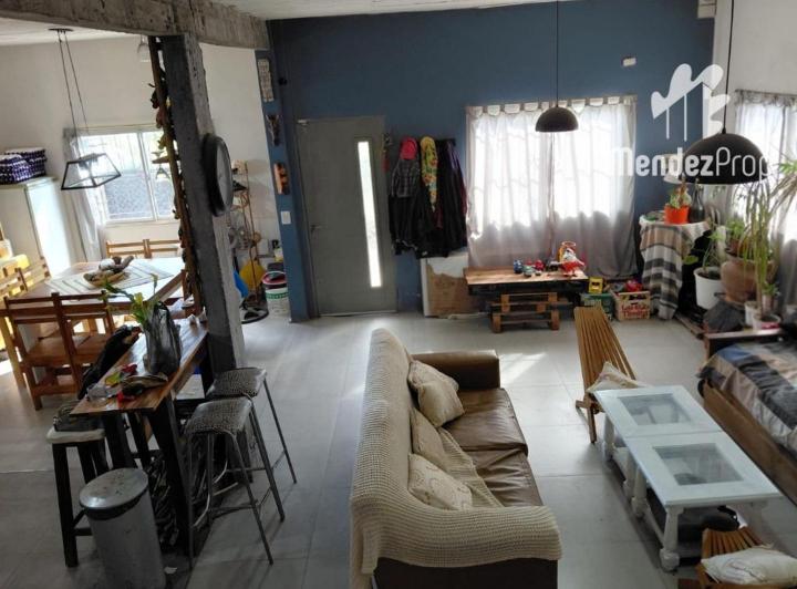 Casa · 112m² · 3 Ambientes · 1 Cochera