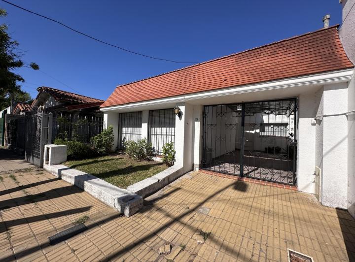 Casa · 94m² · 3 Ambientes · 1 Cochera