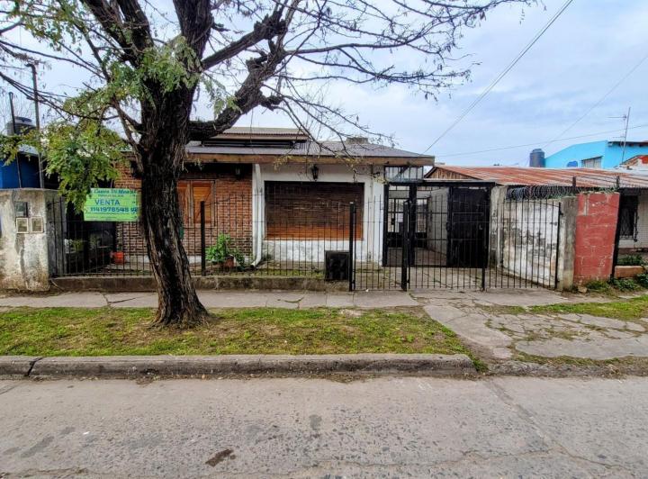 Casa · 240m² · 3 Ambientes