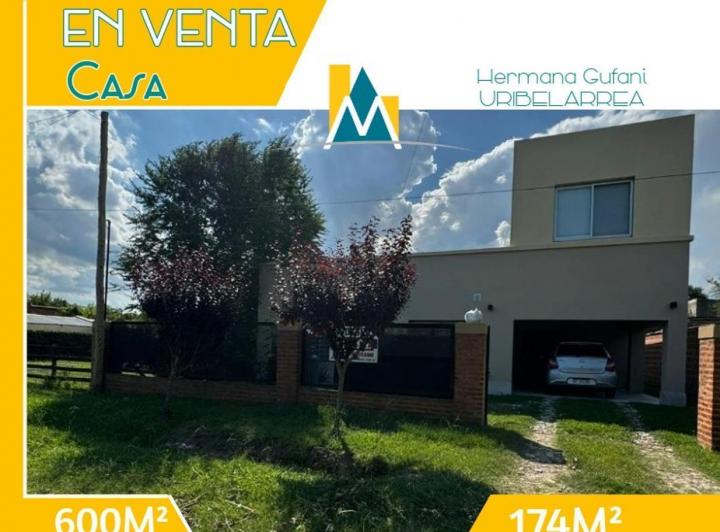 Casa · 174m² · 4 Ambientes · 1 Cochera