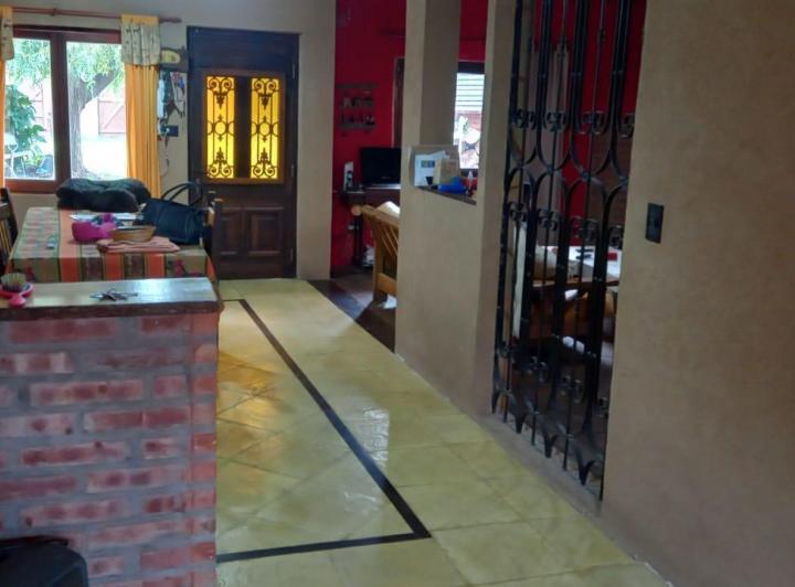 Casa · 125m² · 5 Ambientes · 2 Cocheras