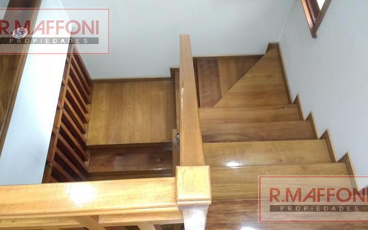 Casa · 307m² · 8 Ambientes