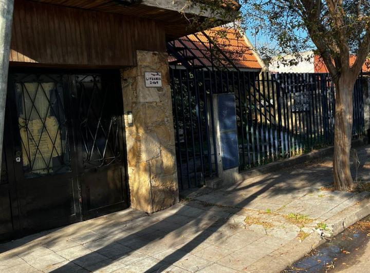 Casa · 200m² · 6 Ambientes · 1 Cochera