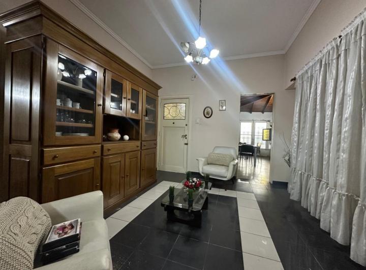 Casa · 120m² · 4 Ambientes · 1 Cochera