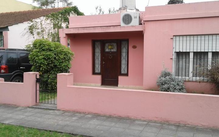 Casa · 260m² · 3 Ambientes · 1 Cochera